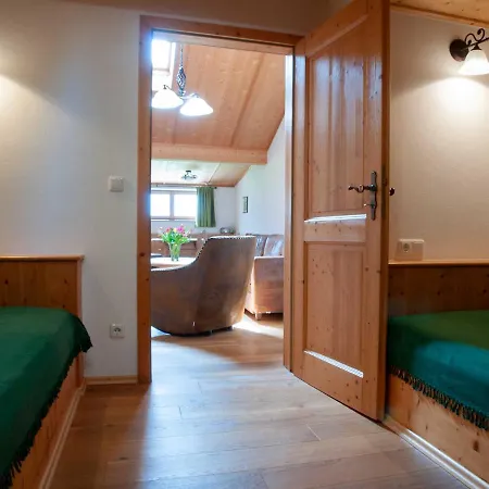 Gaestehaus Webermohof * Rotta