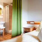 Farma Gaestehaus Webermohof *