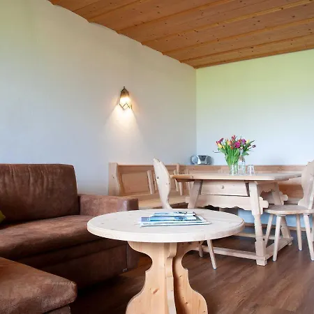 Gaestehaus Webermohof مزرعة للإقامة