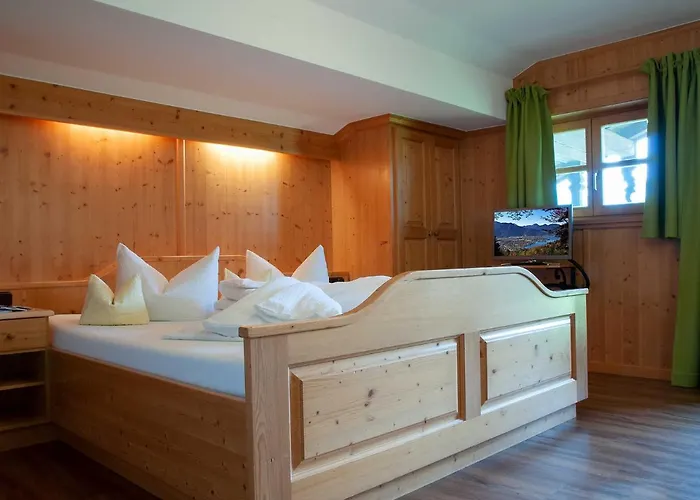 Gaestehaus Webermohof * Rotta